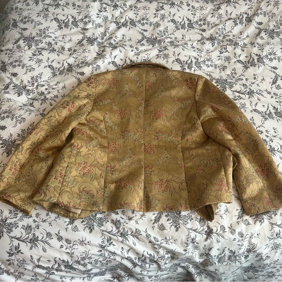 Embroidered Floral Gold Blazer - Picture 10 of 10